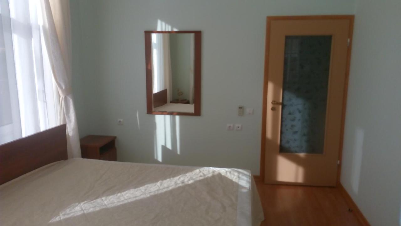 Бестужевский Дворик Gagry Exterior photo
