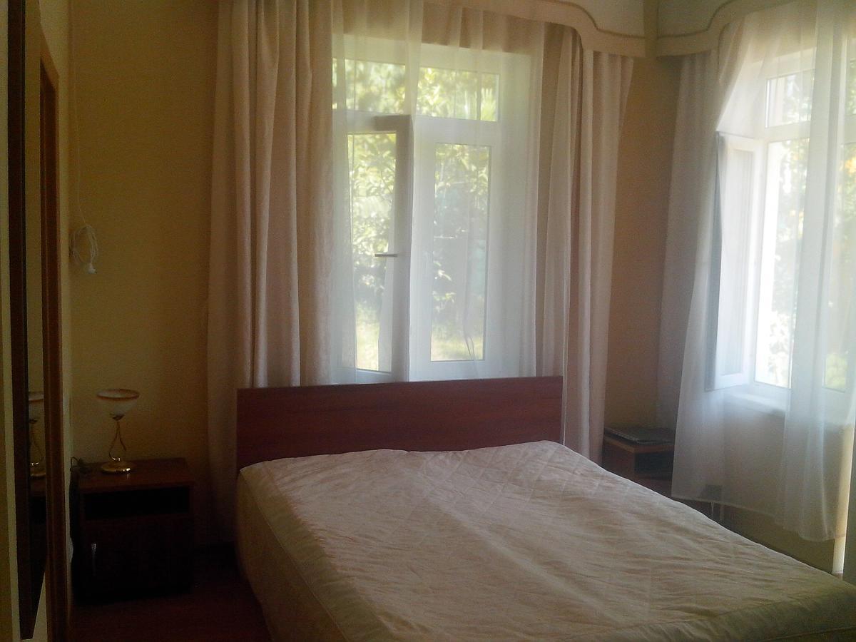 Бестужевский Дворик Gagry Exterior photo