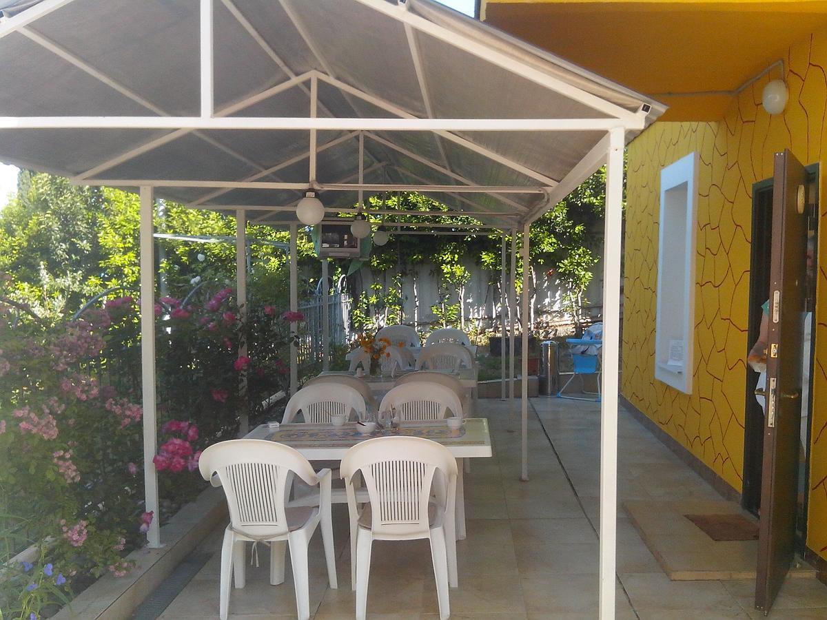 Бестужевский Дворик Gagry Exterior photo